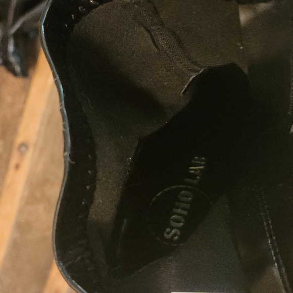 Soho Lab Black Stretch Vinyl Pointed Toe Booties - Picture 8 of 9